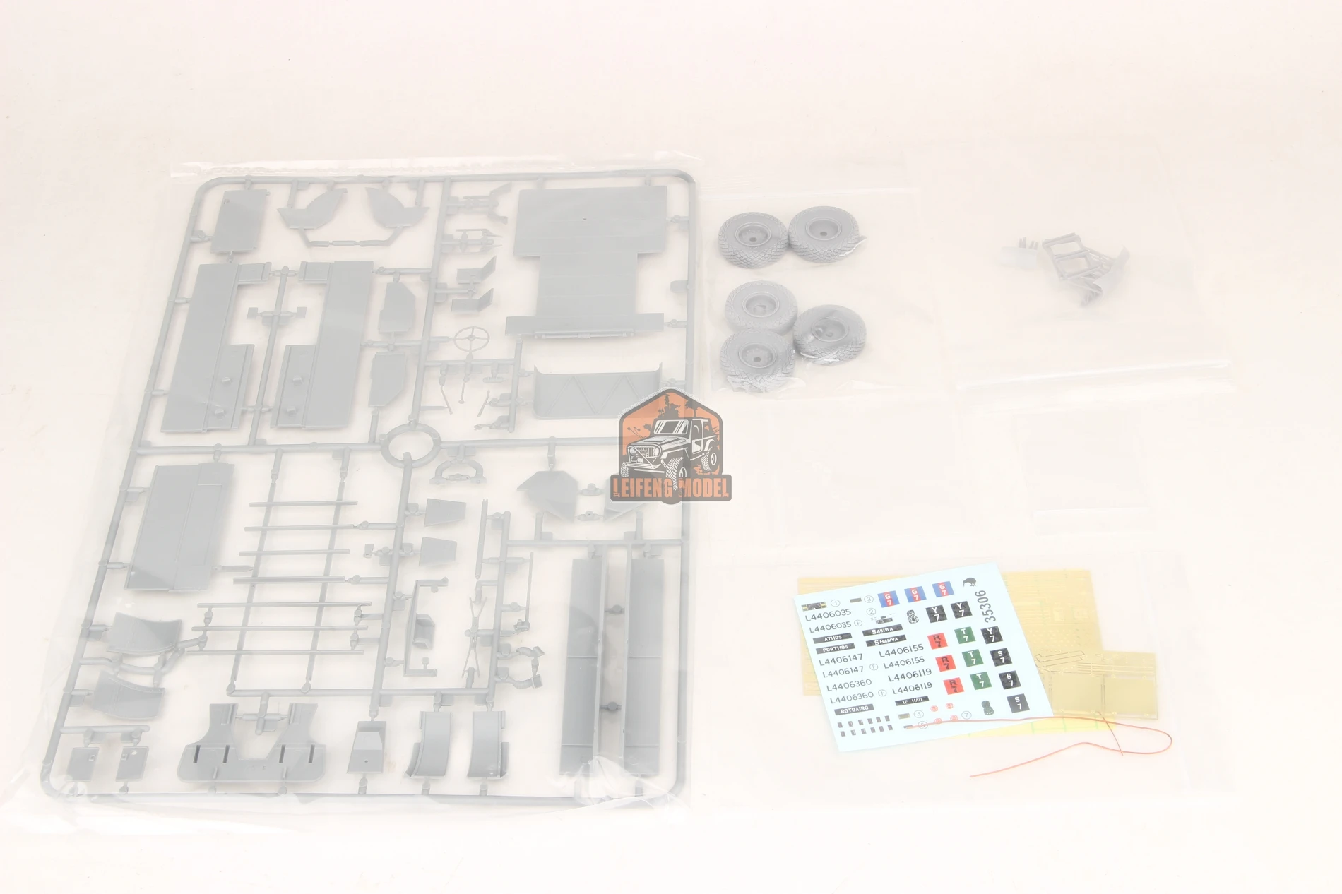 Модель Thunder TM35306 1/35 LRDG CMP F30 грузовик с 37 мм моделью оружия