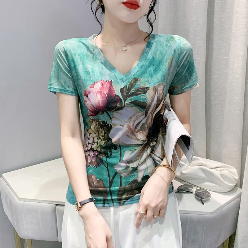 

2023 Summer Fashion Gauze Printing Positioning Flower Short Sleeve V-neck Ladies T-shirt Tight Bottoming Top Vintage Clothes Tee