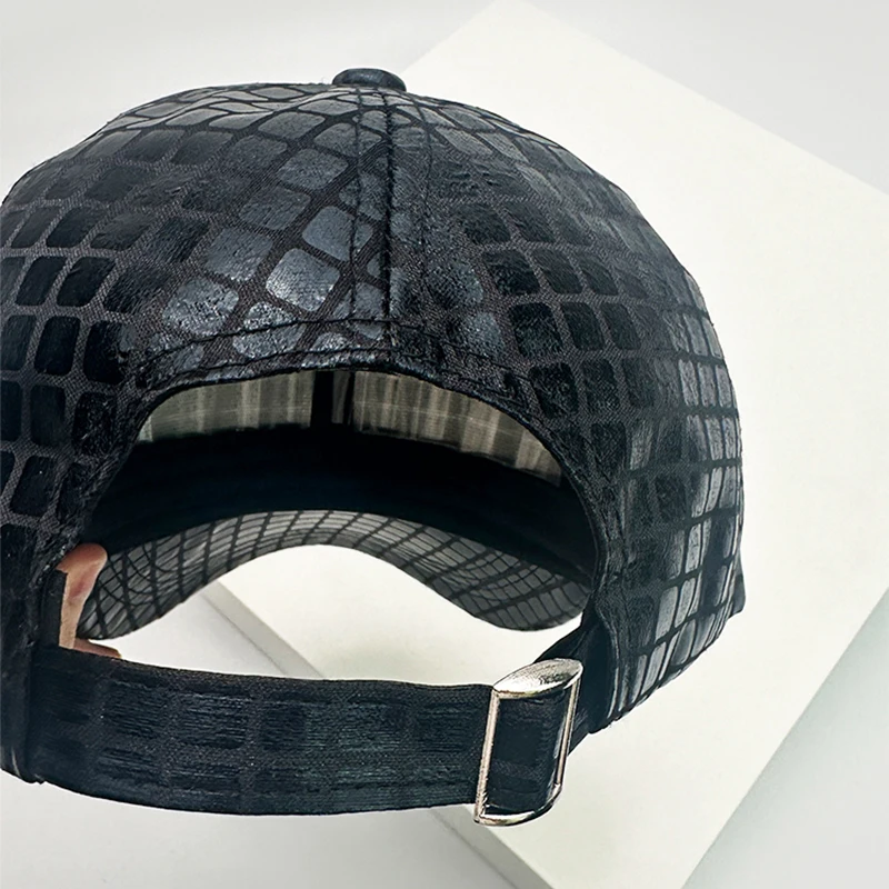 Бейсболка унисекс в клетку светоотражающая Кепка От Солнца универсальная стиле