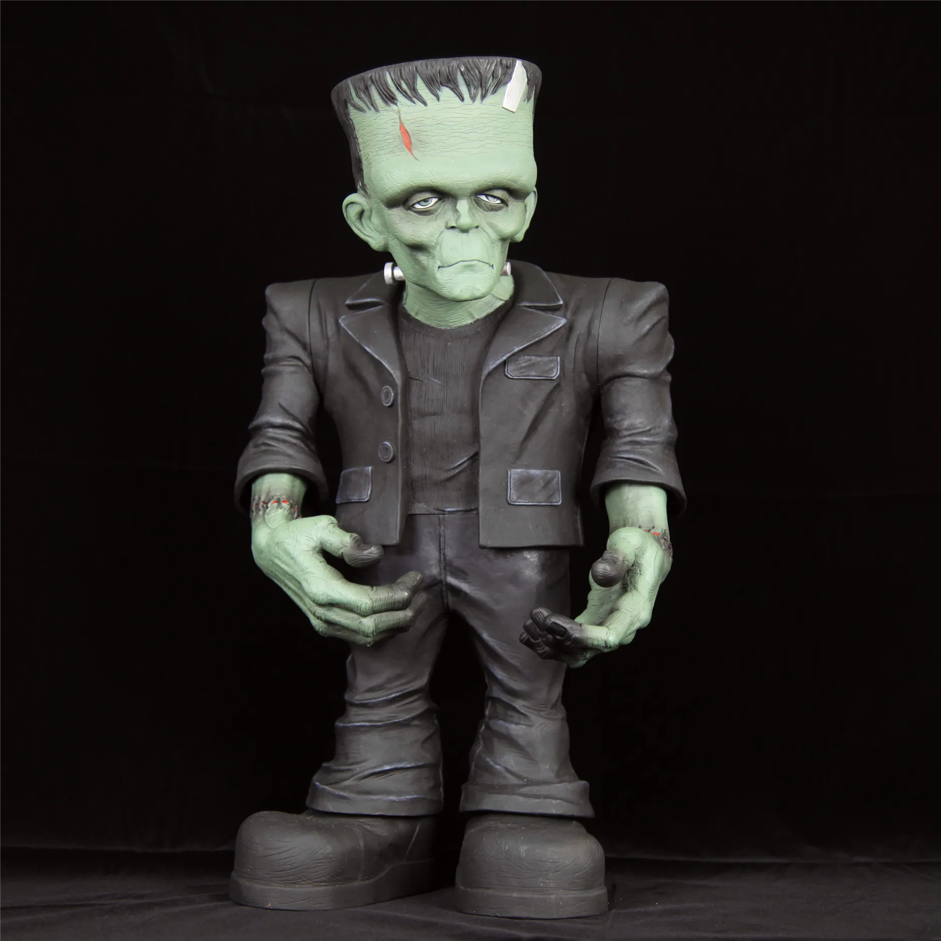 

18in collectible toy figure plastic toy frankenstein figure