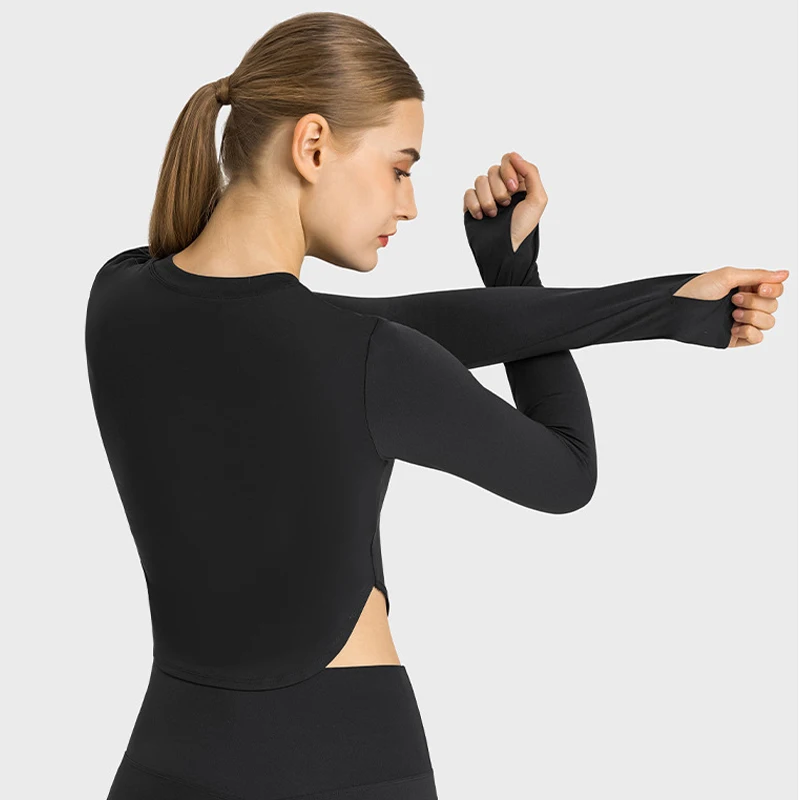 

Built In Bra Long Sleeve Fitness Crop Top for Women Fitted Gym Workout Crew Neck Tops Curved Hem Yoga Shirts with Thumb Holes