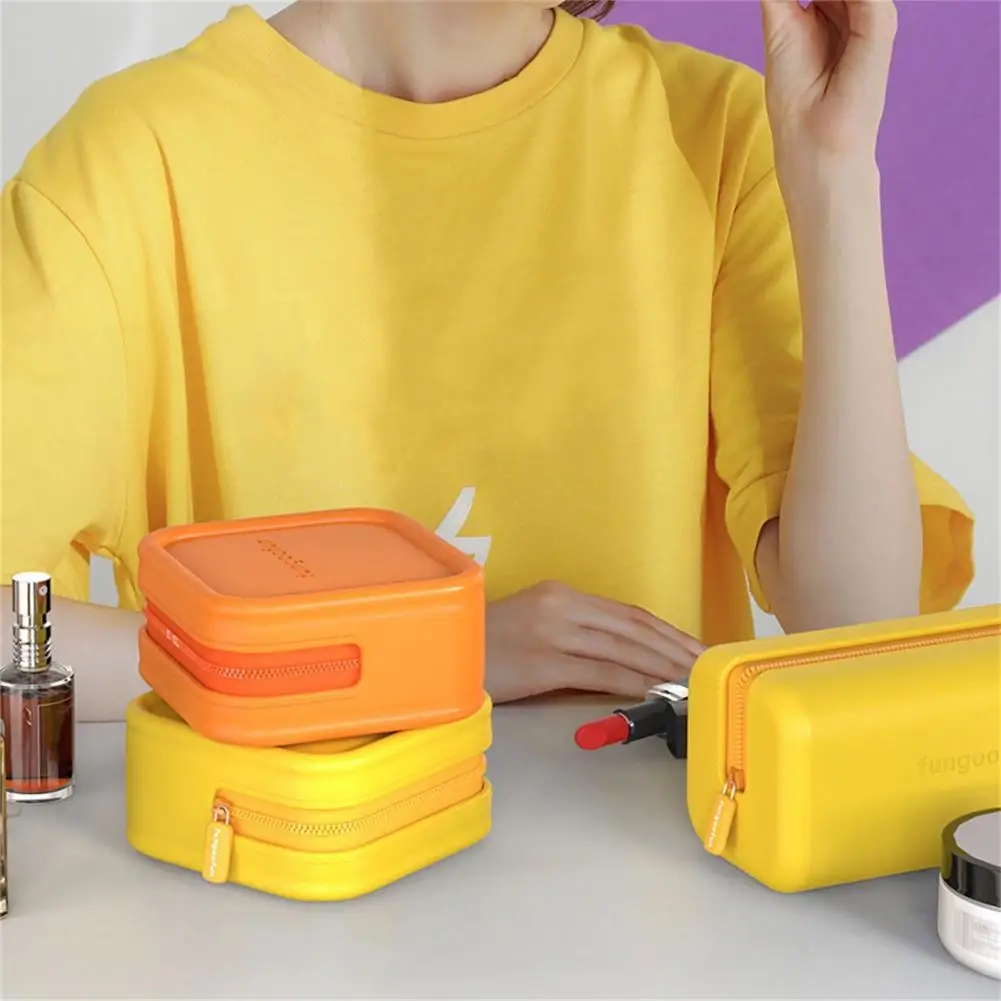

2022 Makeup Bag Large Capacity Waterproof EVA Makeup Organizer Bag Zipper Tote Luggage Pouch for Unisex Handbag Briefcase