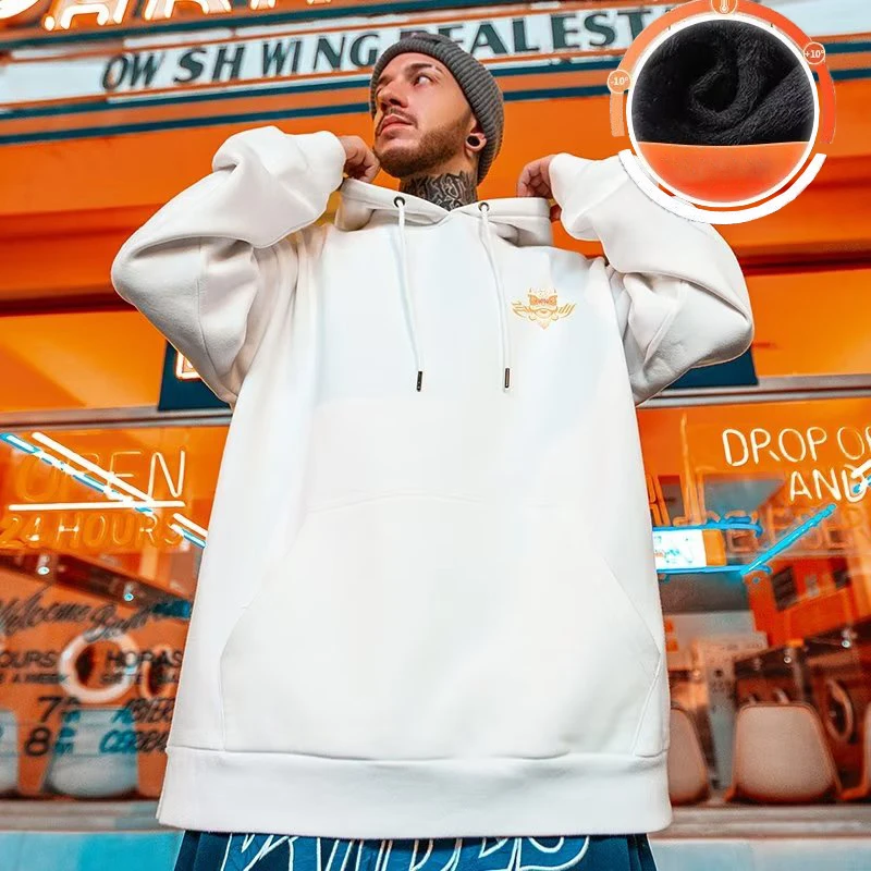 Рисунок 2 - Мужской свитер с капюшоном