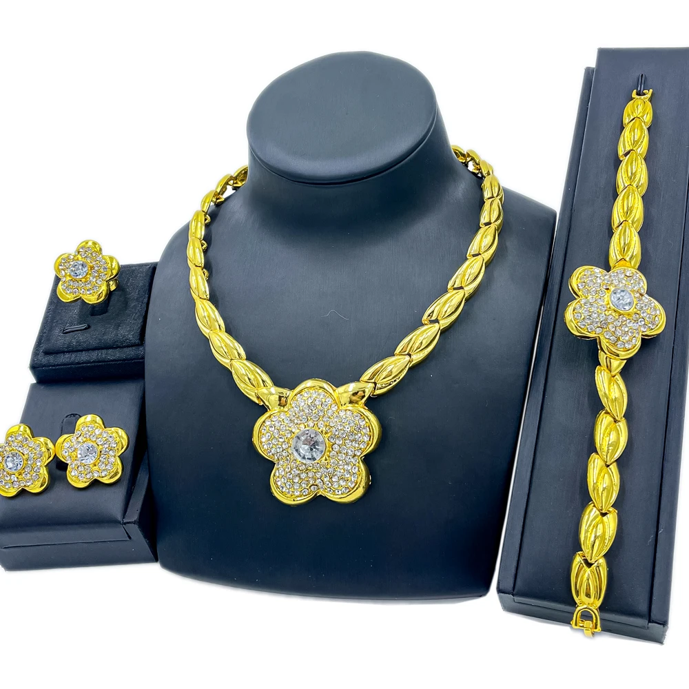 

Dubai Flower Pendant Necklace for Women Bracelet Crystal Earrings Flower Ring Charm Bridal Wedding Fashion Jewelry Sets