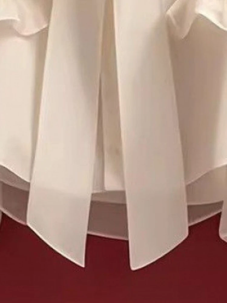 Женская блузка с бантом рукавами-фонариками и оборками