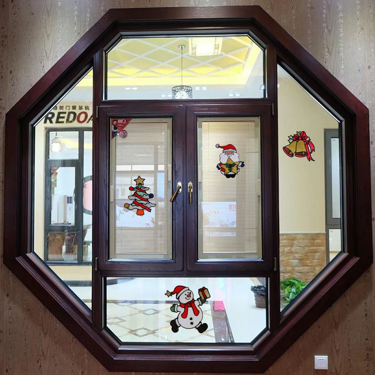 

4pcs Fabulous Christmas Window Decal Cartoon Wall Sticker for Home Party Store Office (Random Pattern)