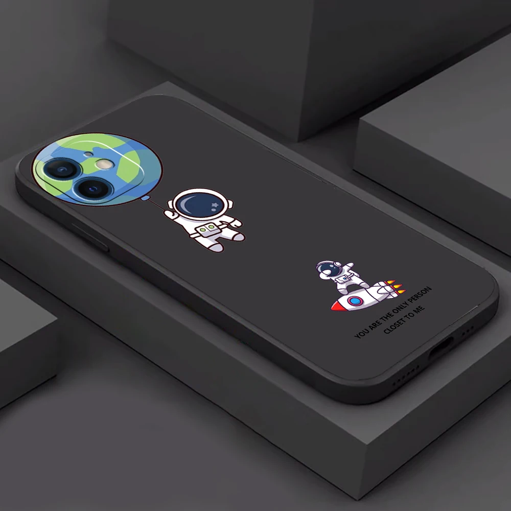cute cartoon astronaut phone case for funda iphone 11 12 13 pro max mini x xr xs se 2020 5s 6 7 8 plus celular etui black coque free global shipping