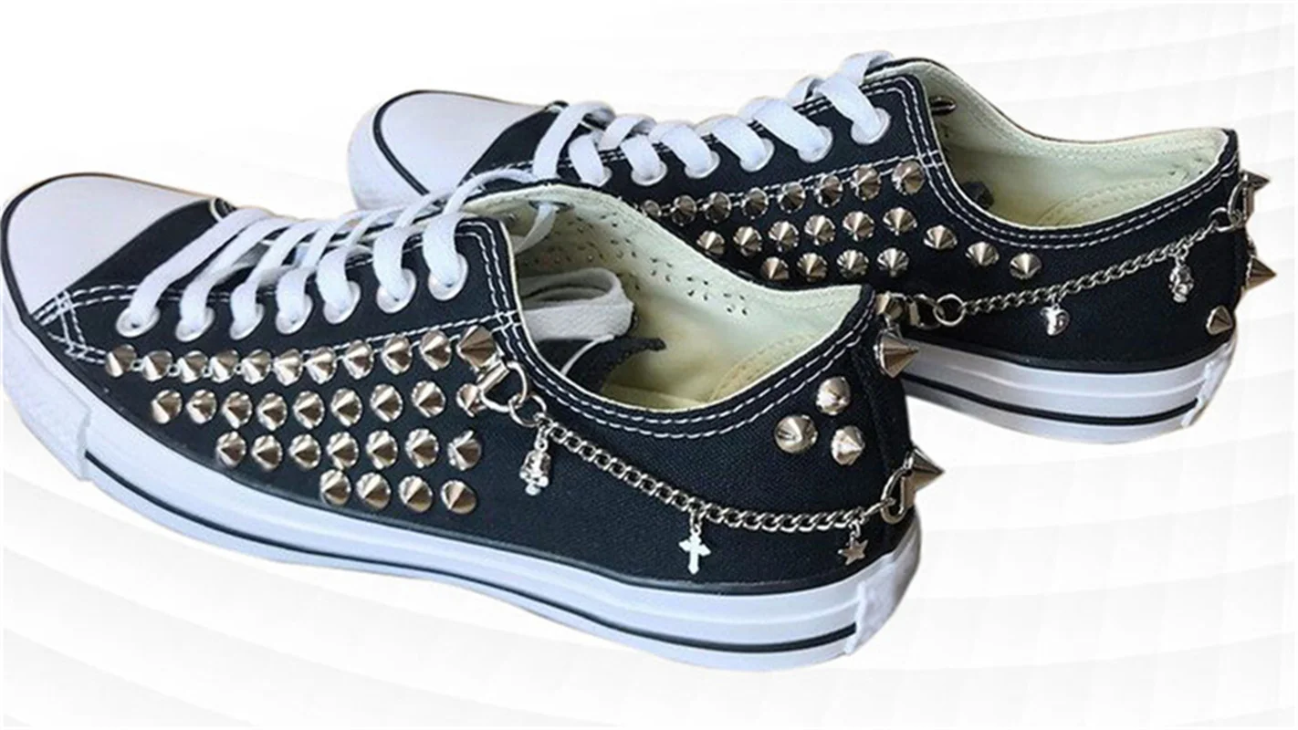 

Handmade custom black Low top Spike chain tassel accessories canvas shoes integrated sports casual shoes Unisex shoes 35-46