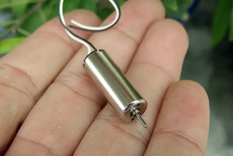 100 шт. 3 7 В 40000 об/мин 8 5*23 мм микро бессердечный двигатель с пластиковой шестерней