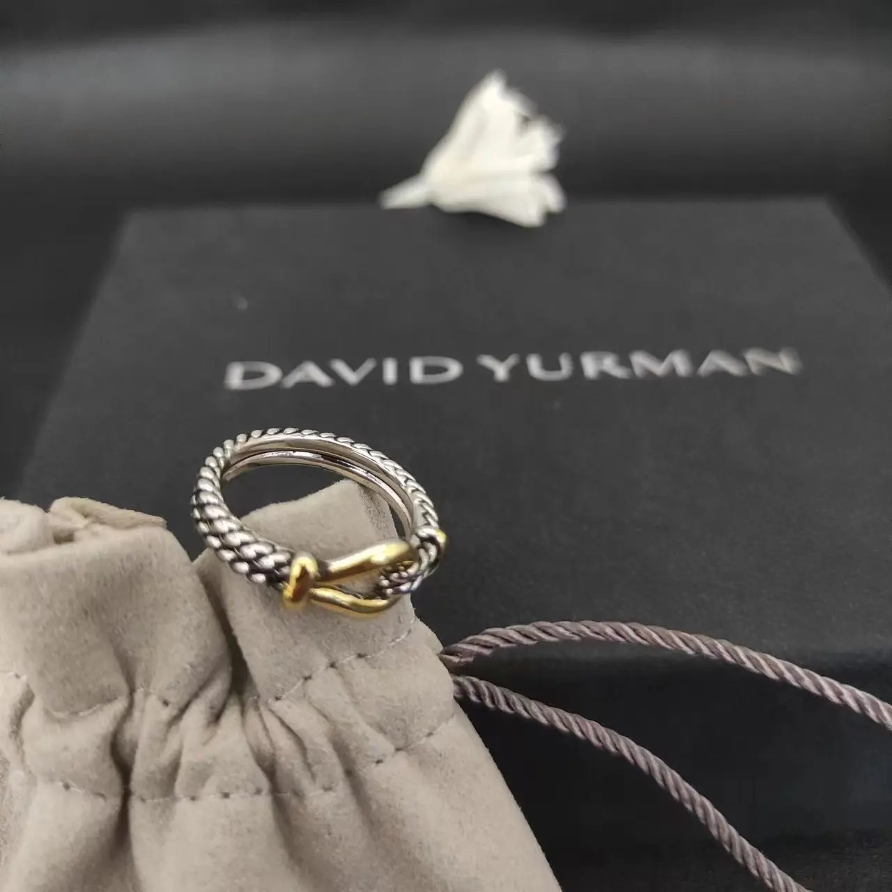 DY David Yurman Petite Twist Cable Buckle Ring in Silver 925 Plated 18K Yellow Gold with Pavé Diamonds