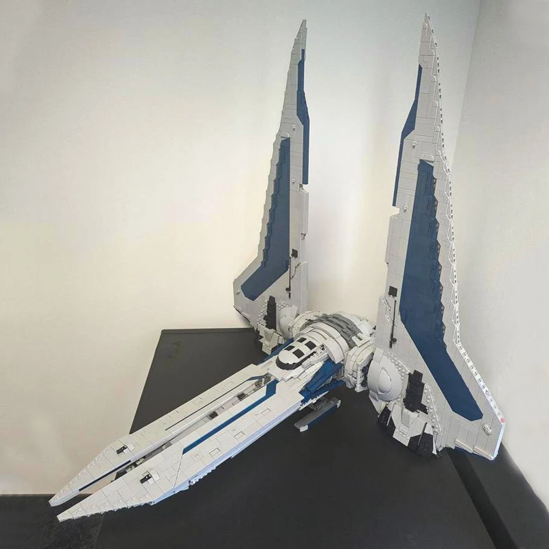 5172PCS Famous star battle Movie MOC UCS Kom'rk space fighter model DIY creative ideas Child Toy Birthday Gift Christmas Blocks