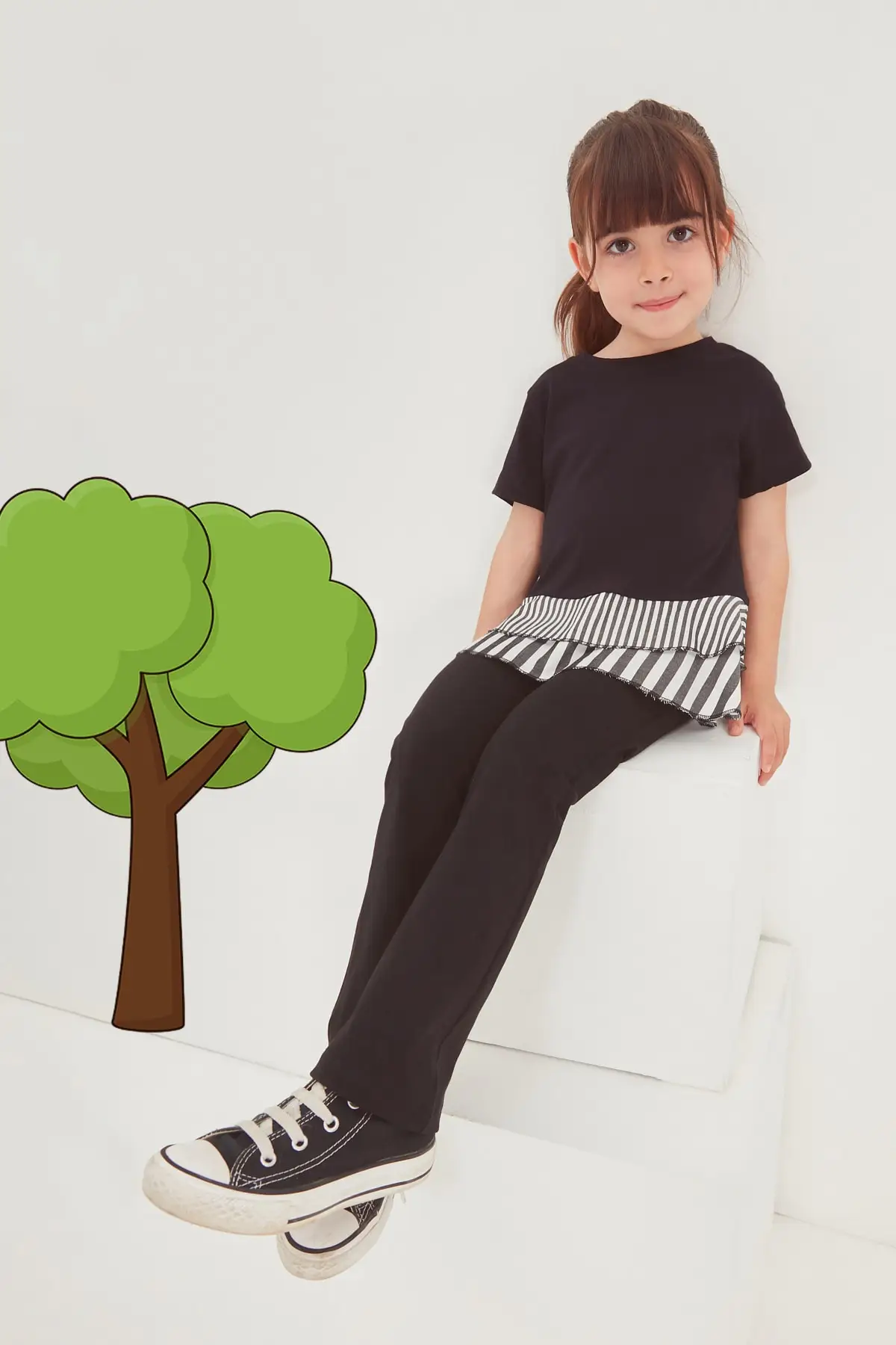 

Trendyol Woven Detailed Female Child Knitted Blouse TKDSS21BZ2128