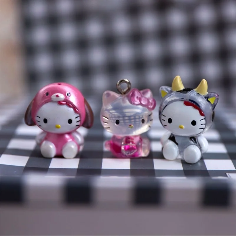 1pcs Kids Gifts Mini Figurine Hellokitty Decoration Cute Anime Doll Model Toys 1-3cm Keychain Pendant Action Figure |