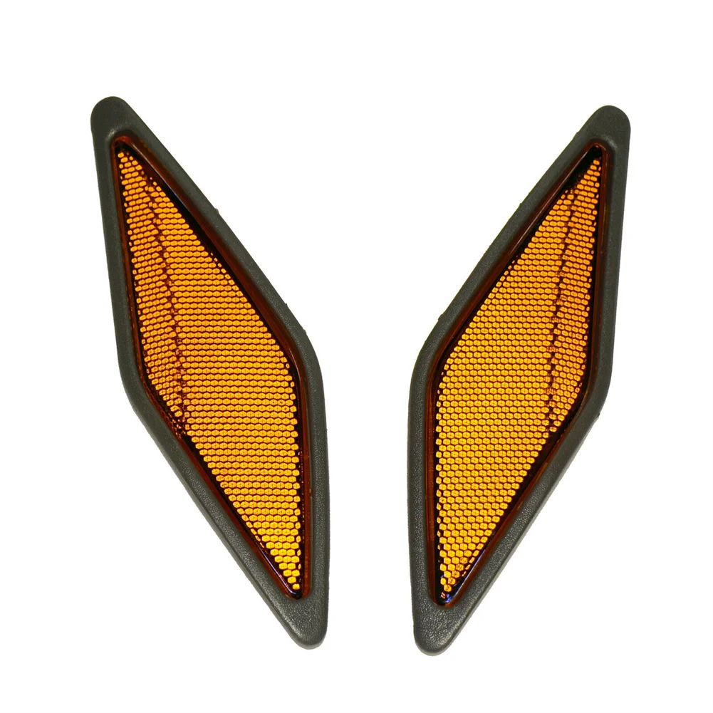 

Durable Reflector Set Fender Pair RH MR495068 Replacement Vehicle 2pcs