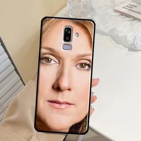 Unique case чехол для iphone. Celine чехол для телефона. Чехол селин. Coceline чехлы га телефон. Celine phone pouch.