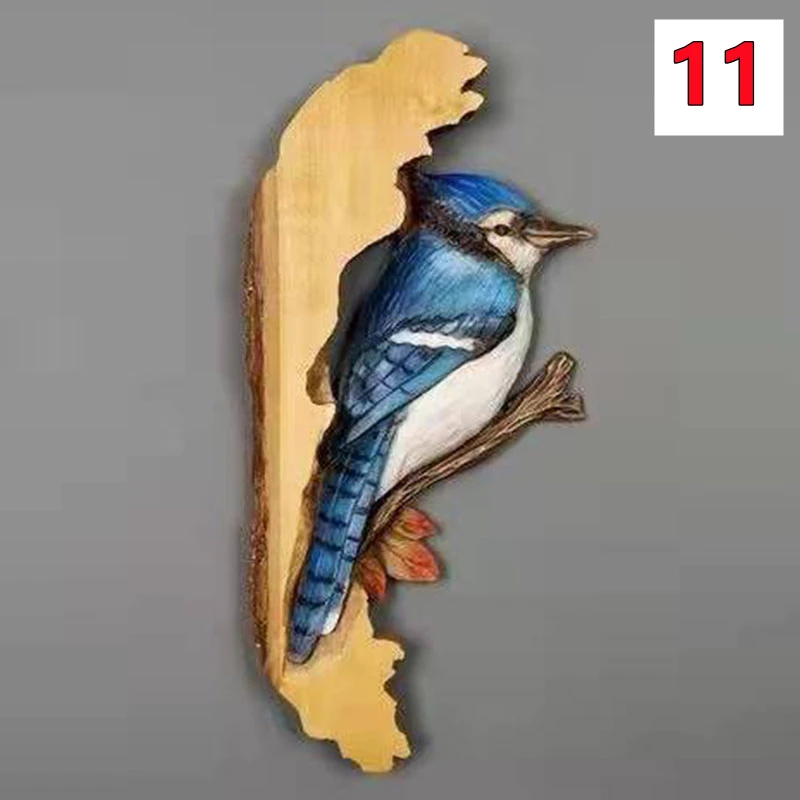 

Деревянные статуэтки животных