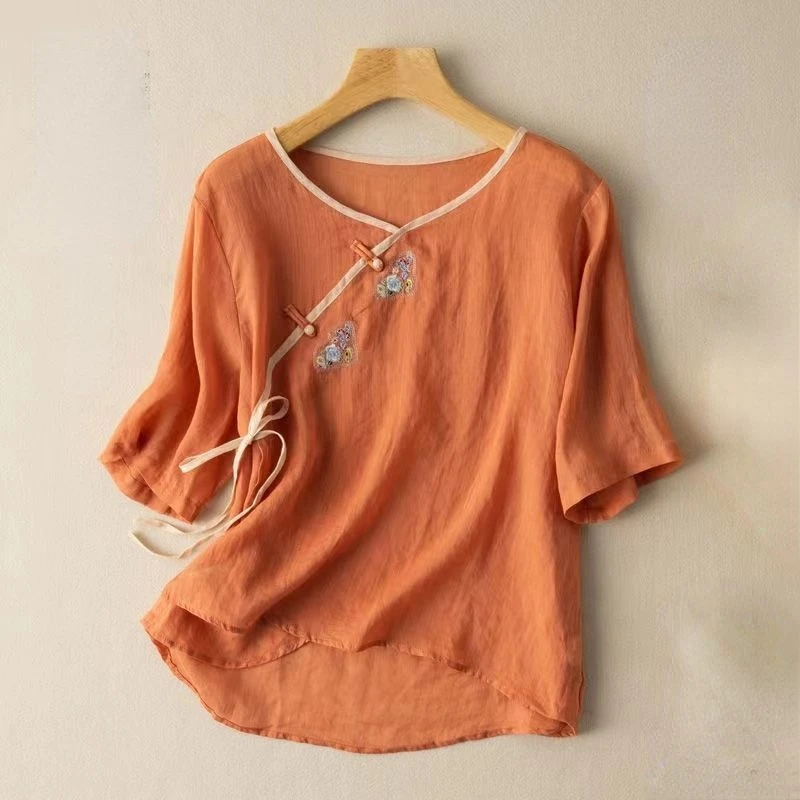 

Summer Chinese Women Shirt Plus Size Linen Embroidery Blouse Soft Breathable Vintage Elegant Traditional Chinese Tops for Women