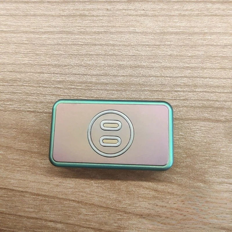 

Игрушка для снятия стресса PPB из титанового сплава, с изображением клубники, свиньи