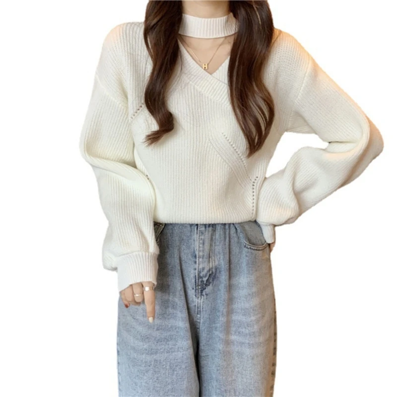 Рисунок 4 - Стильный вязаный свитер с v-образным