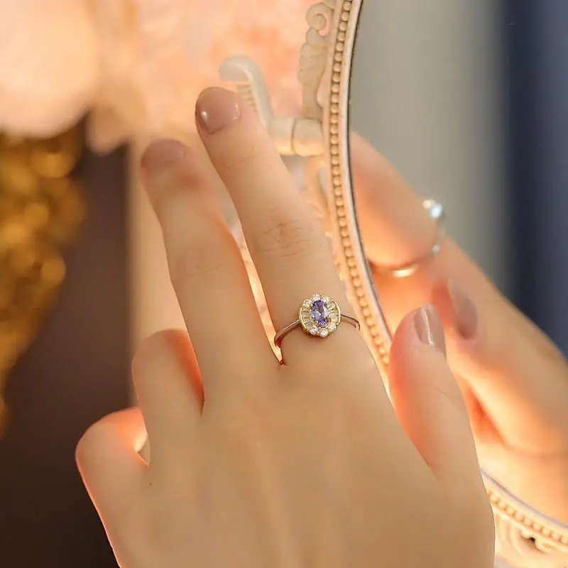 Кольцо из серебра пробы с танзанитом и синим/светильник |