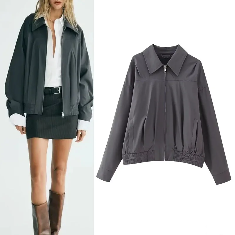 

Женская куртка-бомбер с отложным воротником, на молнии