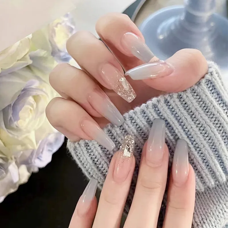 

24Pcs/Box Rhinestones Fake Nails Press On Short Nail Tips Square False Nails Set Press On Nail Art Faux Ongles Nails Accesories