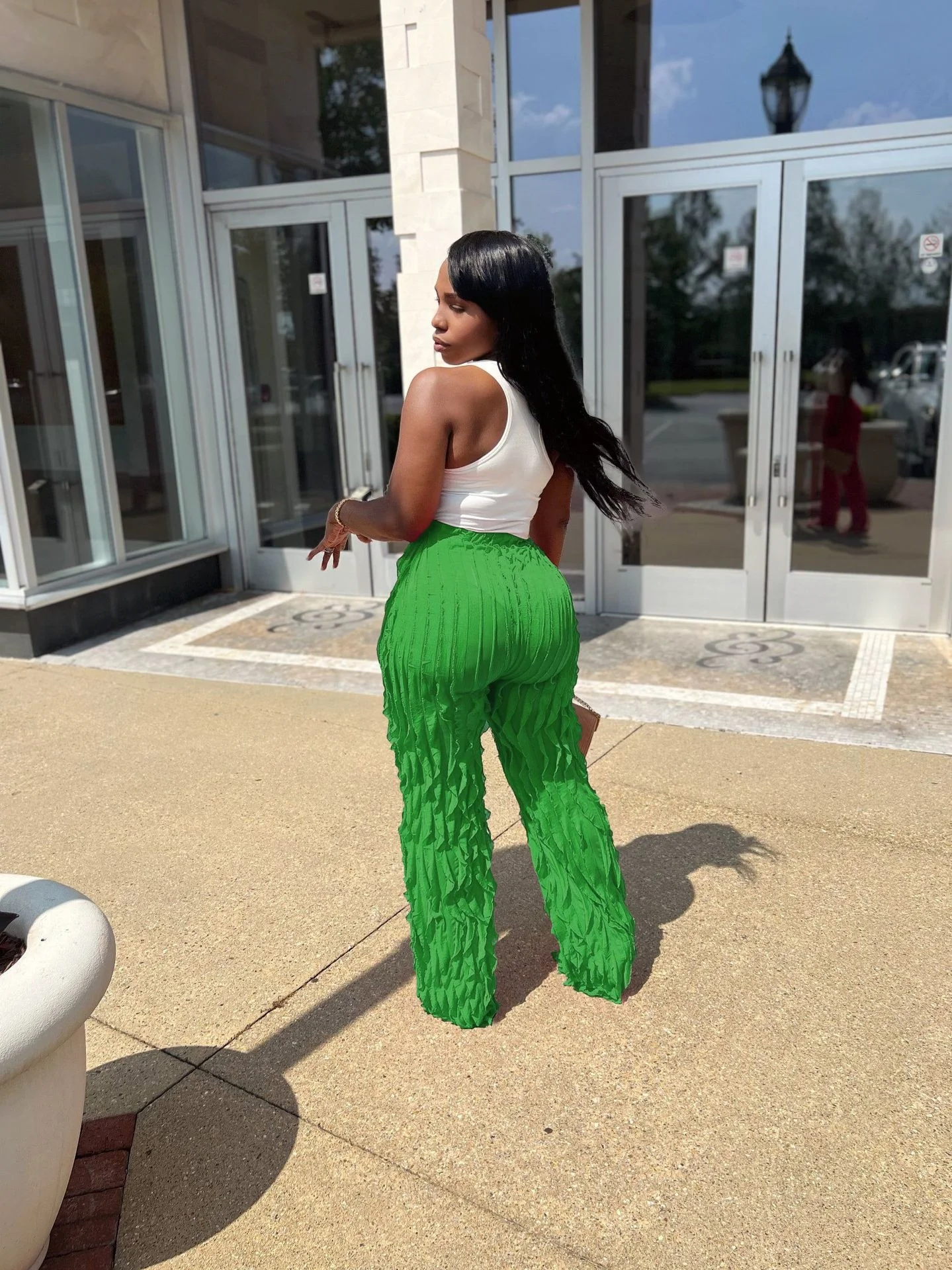 Рисунок 6 - Сексуальные брюки Joskaa в стиле