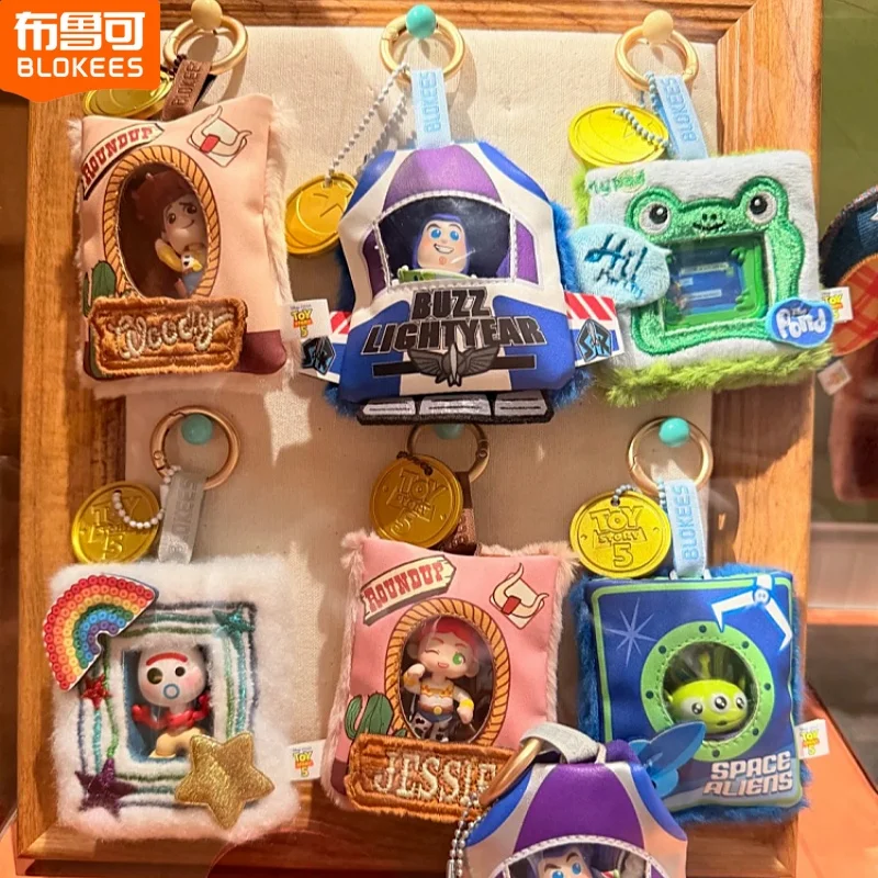 Фото Игрушки Blokees Pixar Toy Story 5: Слепая коробка Daadoos Mate, набор для сборки кукол, Вуди, Базз, Джесси, забавные коллекционные игрушки, декор, подарки на день рождения №1