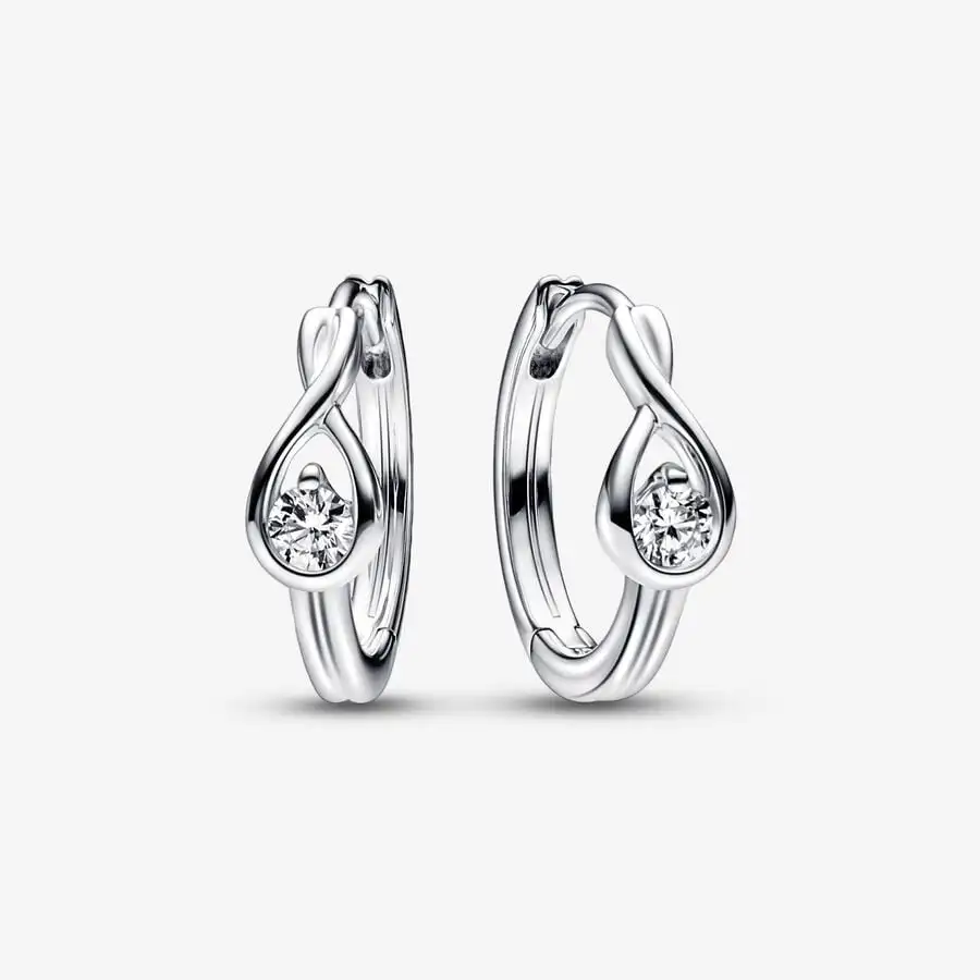 

Серьги-кольца из серебра 925 пробы с бриллиантами 0,50 карат