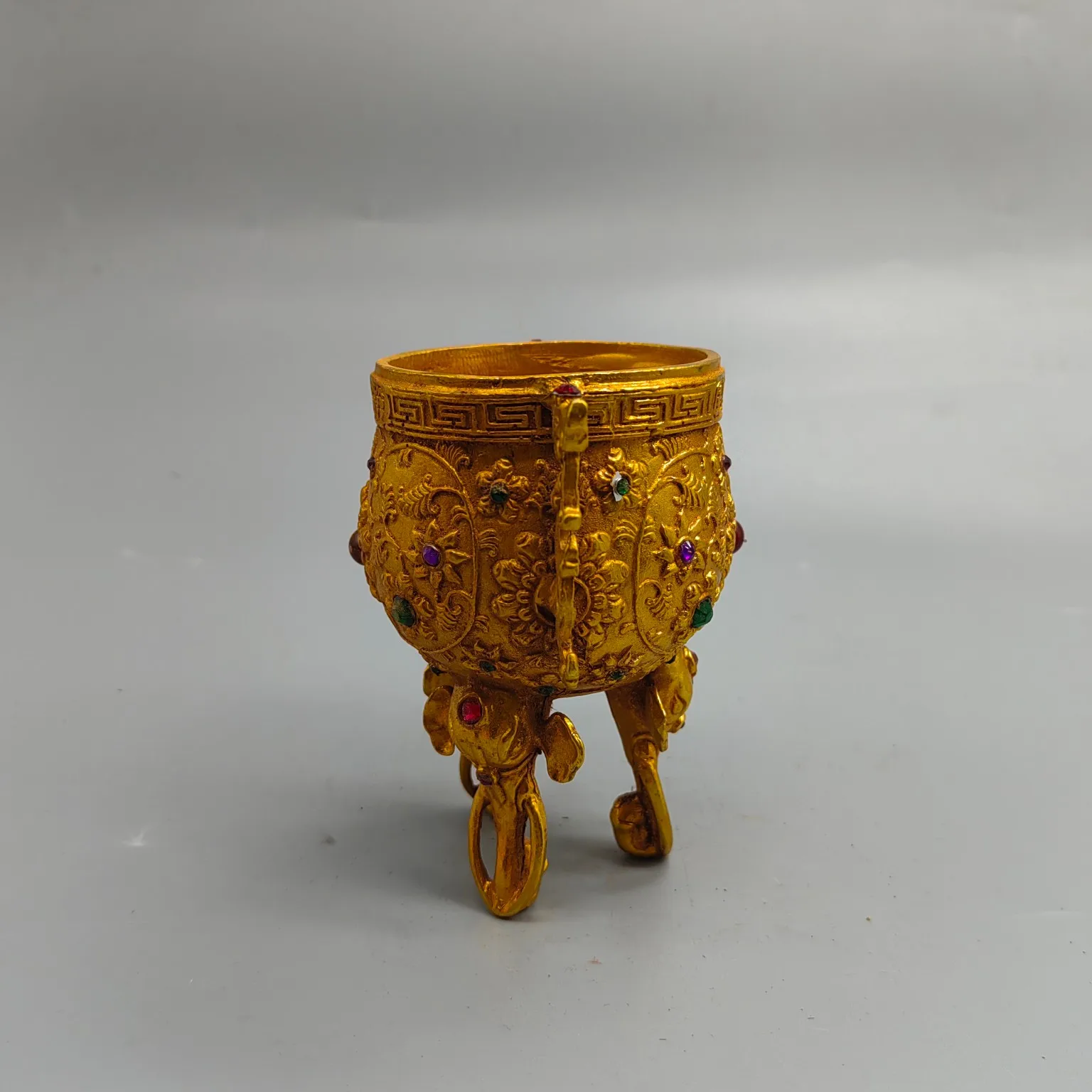 Изысканные позолоченные украшения из чистой меди с изысканным внешним видом