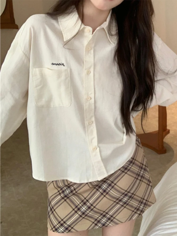 Корейские вельветовые синие рубашки с вышивкой женские весенние 2025 новый