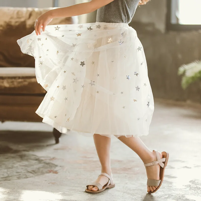

Girls Cute Skirt 2022 Summer New sequins Embroidery Kids Princess Skirt Baby Tutu Skirt Mesh Baby Girl Skirt for Toddler A305