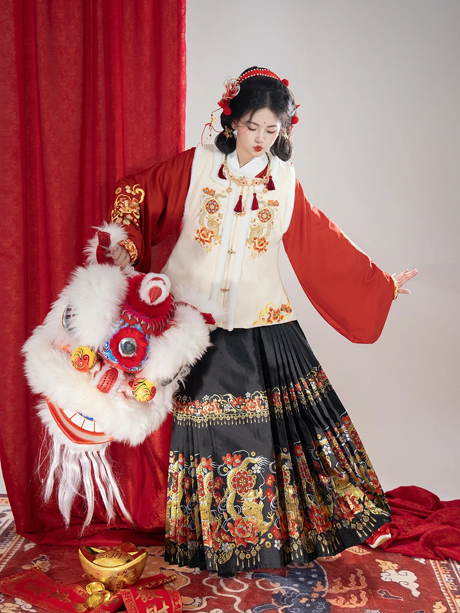 QiQiaoFang династия Мин ханьфу женская зимняя китайская Новогодняя одежда вышитая