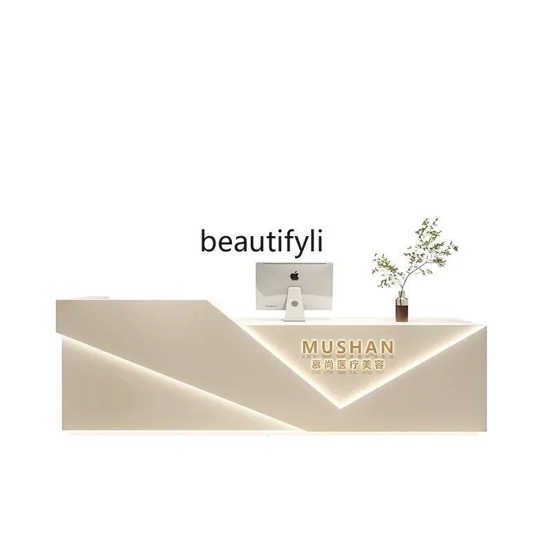 Краска-бар кассовая стойка современный минималистичный салон красоты