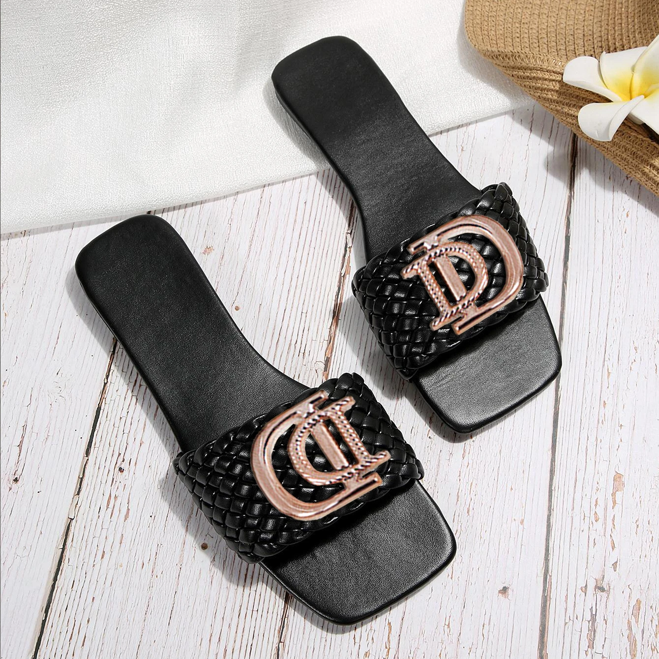 Women Luxury Decor Temperament Flat Sandals Weave Charm Design Open-toe Vacation Casual Slides Party Elegant Office-Ladies Shoes