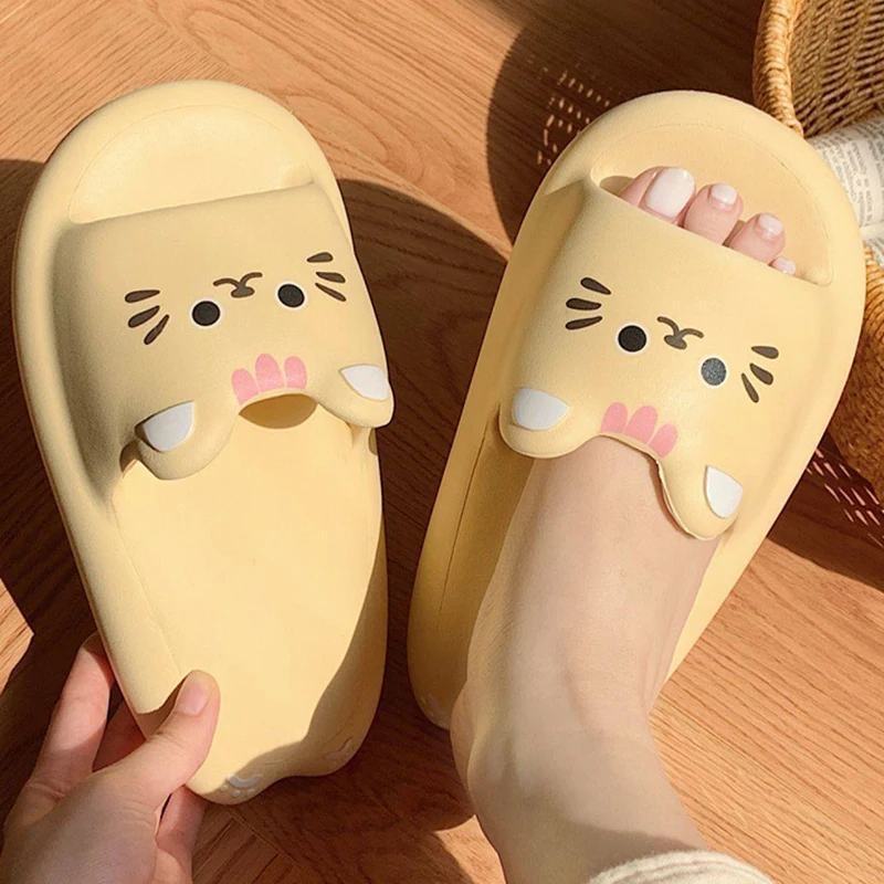 2023 New Cartoon Cats Pattern Cute Cat Ears Design Women Slipper Men Summer Leisure Slides Sandals Couple home Woman Shoes
