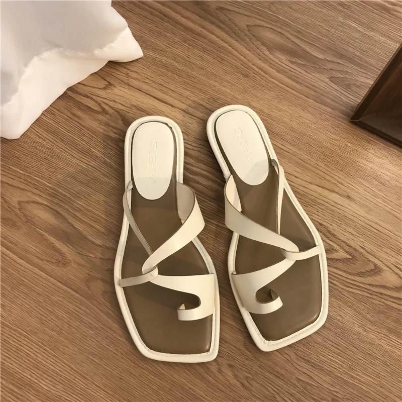 

2022 Summer Rome Women Slipper Fashion Slip on Shoes Flats Heel Casual Beach Ladies Sandal Flip Flop Shoes Slipper Women