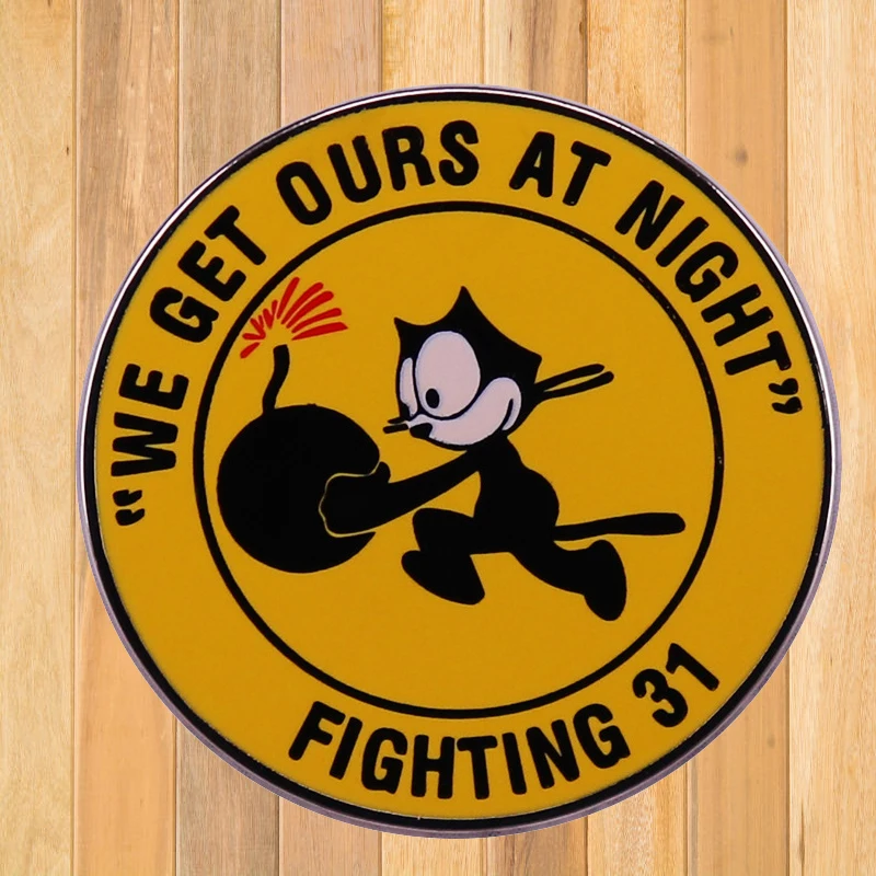 

A1079 мы получим наш ночью, искусственный мультяшный персонаж, жесткая эмалированная заколка для лацканов, брошь для ювелирных изделий, аксессуар