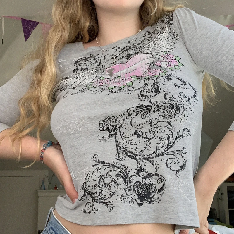 

Женский укороченный топ с графическим принтом, Повседневная футболка с круглым вырезом и длинным рукавом, футболка в стиле ретро, топы в сти...