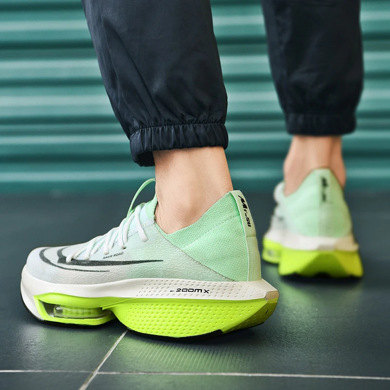 Men Sneakers Lightweight Cushioning Outdoor Road Running Shoes Marathon Trail Sport Shoes Elastic Women Walking Tenis Masculino