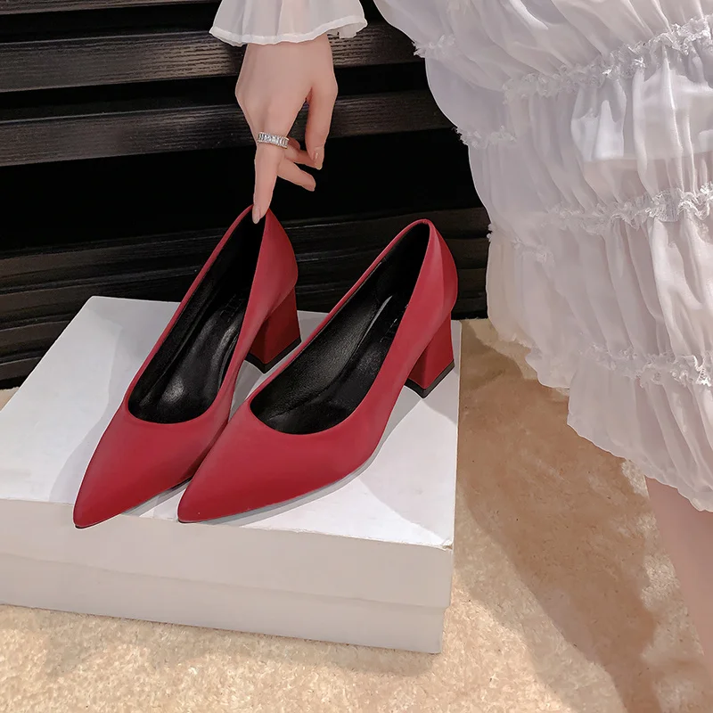 2023 Summer New Fashion Pointed Simple Solid Color Professional Work Large Heels Women Versatile Single Shoes Women's