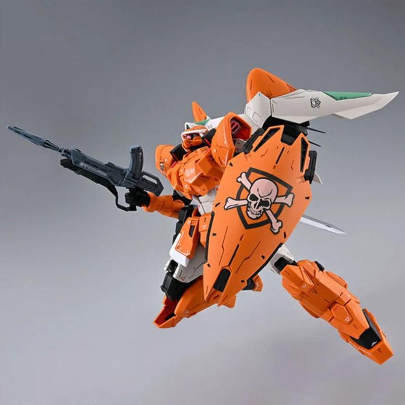Фото В наличии: Сборная модель Bandai Gundam MG 1/100 ZGMF-1017 Mobile Ginn Miguel Ayman, коллекционная фигурка из аниме, игрушка для сборки №4