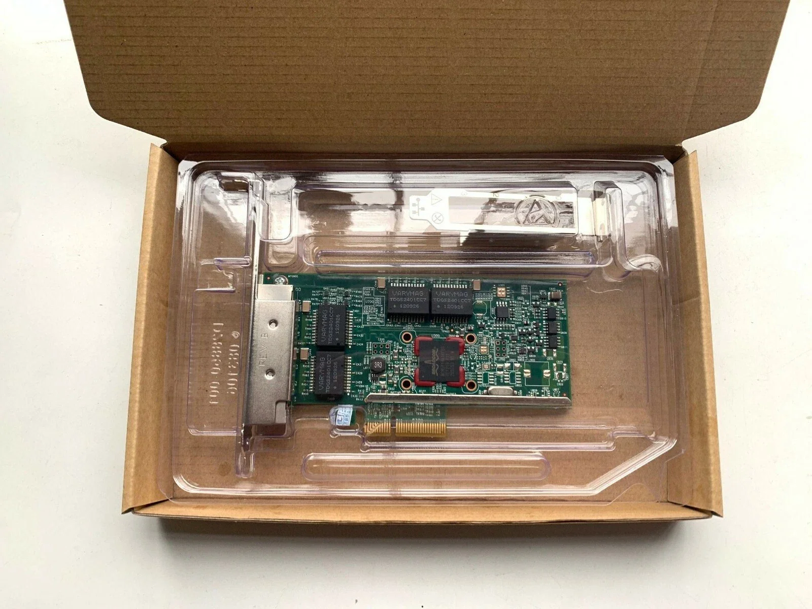 Broadcom BCM5719 Четырехпортовая сетевая карта PCIe Gigabit Ethernet TMGR6 0TMGR6 (art.: 3920d42bdf367) - 3920d42bdf367