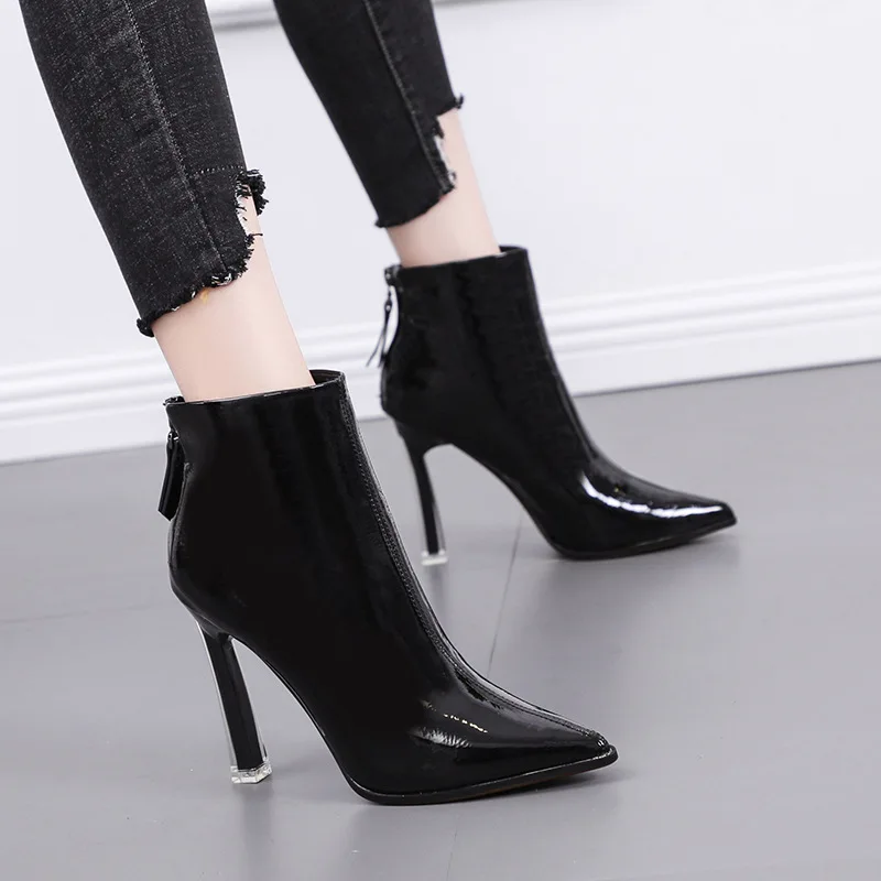 

2019 new women's shoes Europe and the United States pointed high-heeled stiletto boots England wind wild Martin boots women
