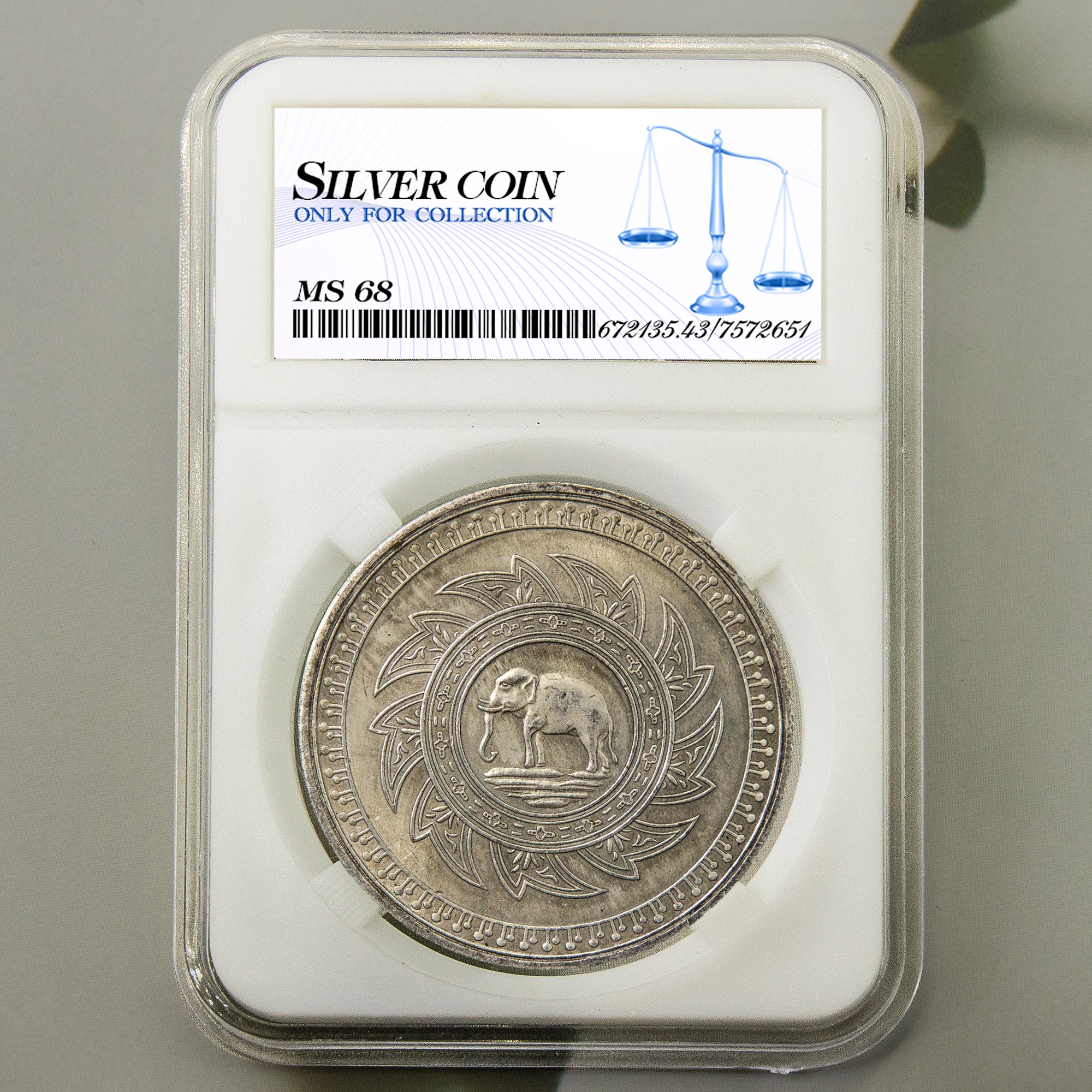 Тайская посеребренная памятная монета слоны тайские храмы религиозные символы