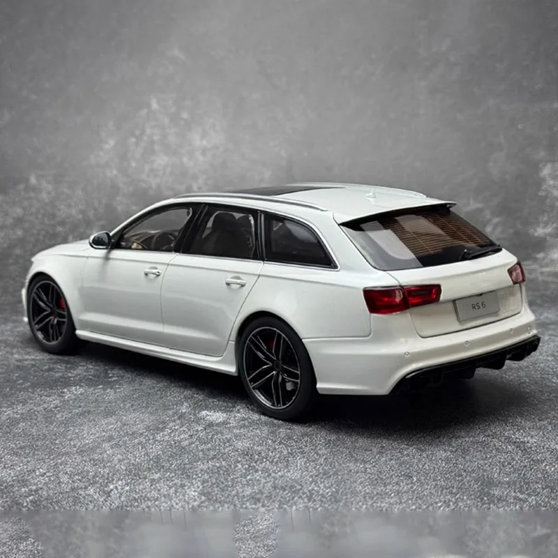 Литой под давлением оригинальный масштаб 1:18 Audi RS6 AVANT C7 Wagon легкосплавная модель