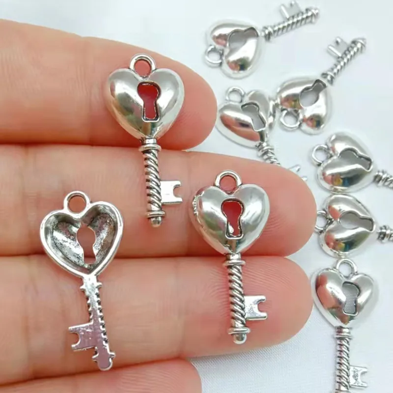 

20pcs Charms Vintage Heart Key 24x11mm Antique Silver Color Pendants Making DIY Handmade Jewelry Accessories