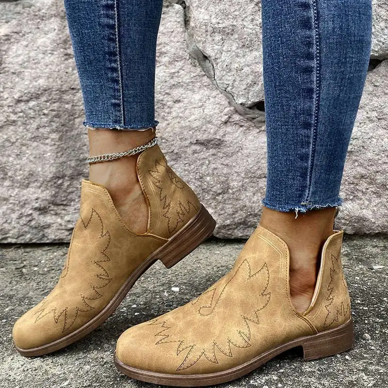 

Autumn Winter Casual Woman Western Cowboy Ankle Boots Large Size Women's Cowgirl Boots Short Cossacks Botas Low Heels Shoes W7