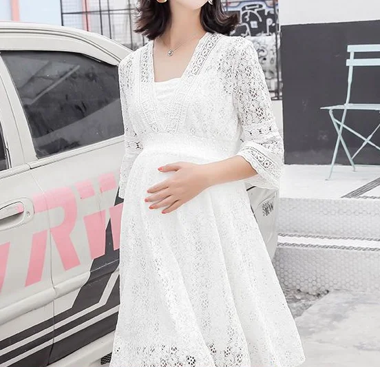 

Women Baby 2022 Size Funny Clothes Big T Shirt Loading Girl Announcement red Mom Pregnant Shirt Maternity New Pregnancy