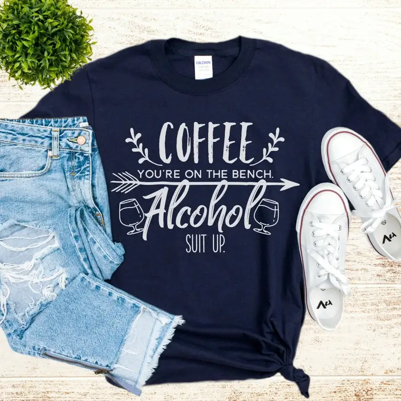 Кофе ты на скамейке Спиртовая рубашка Кофейная футболка Днечная Карантин и